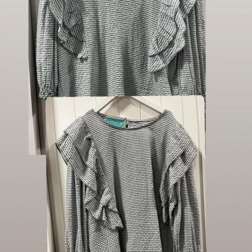 Blusa volante